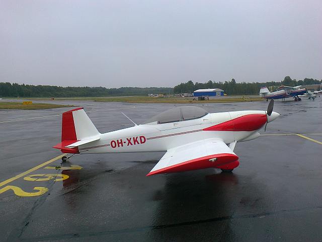 Helsinki-Malmi 17.8.2013 14:20